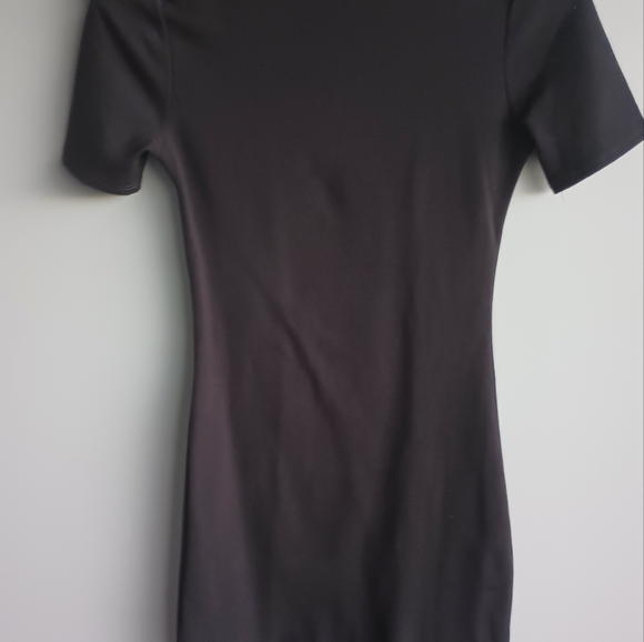 Fashion Nova - A—Team Color Block Dress Red/Black - Picture 5 of 5